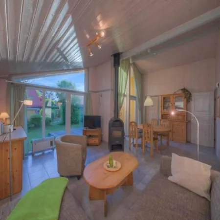 Mit Sauna Im Mirow 펜션 그랜조우